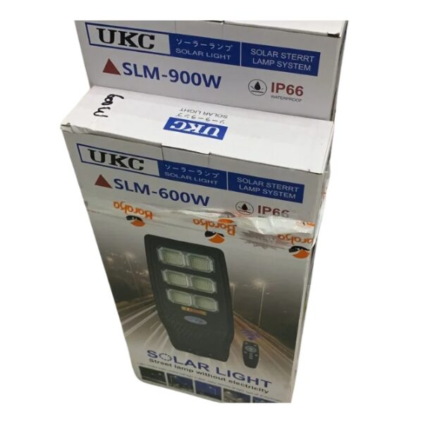 Lampadaire solaire UKC SLM-1200W– 1200W avec télécommande Lampadaire solaire UKC SLM-1200W– 1200W avec télécommande