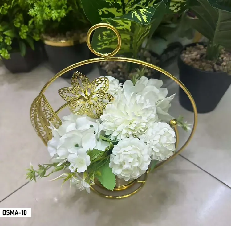 Composition florale artificielle cercle ornemental blanc – osma-10 OSMA-10 Composition florale artificielle cercle ornemental blanc – osma-10 OSMA-10