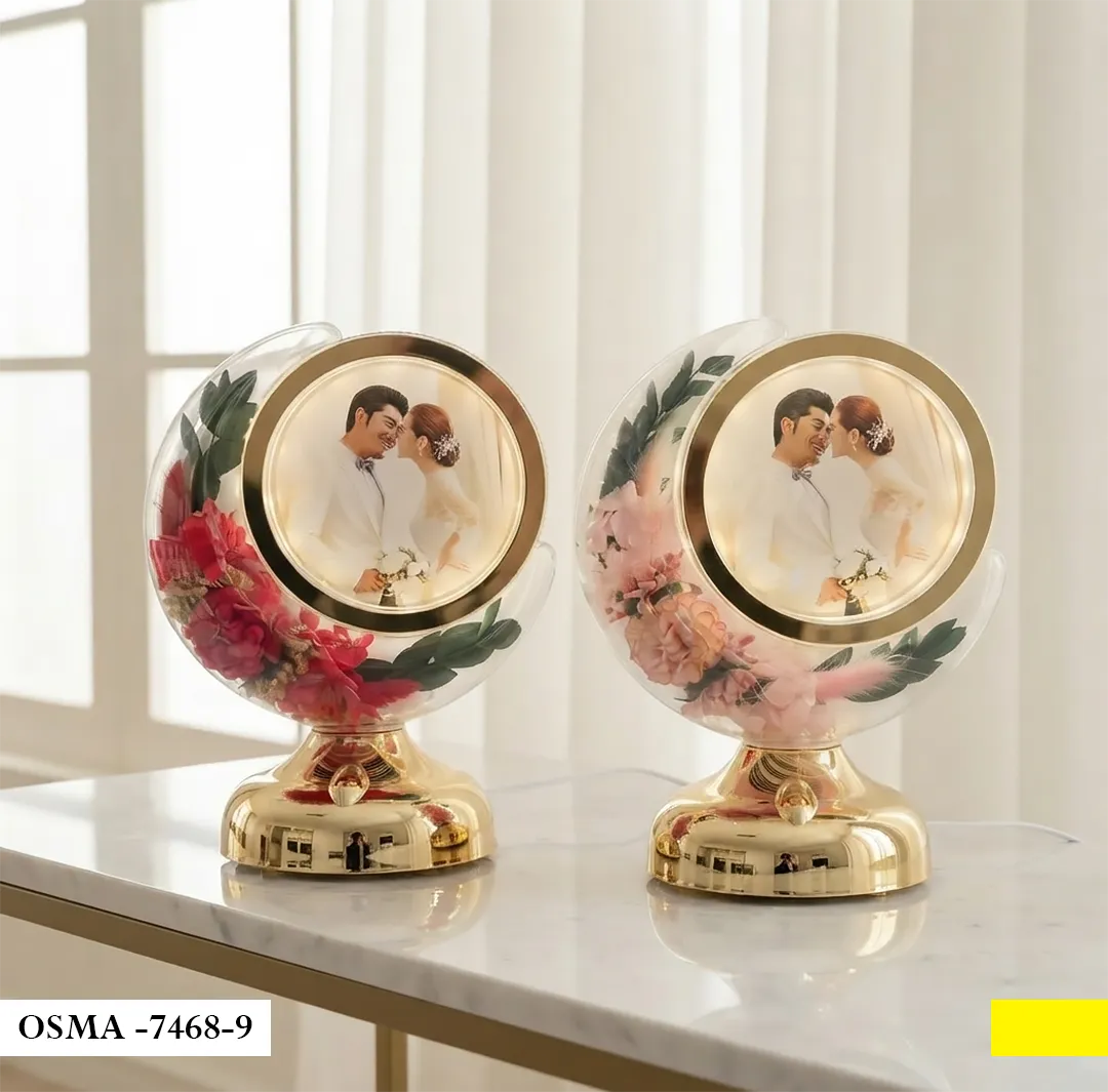 Lampe décorative à cadre photo et fleurs stabilisées OSMA-7468-9 Lampe décorative à cadre photo et fleurs stabilisées OSMA-7468-9